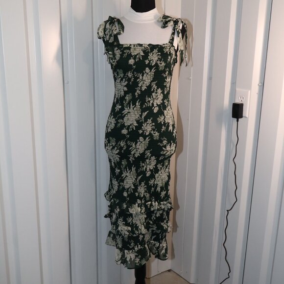 Abercrombie & Fitch Smocked Midi Dress Tie Straps Ruffle Green Floral Size S NWT - Picture 2 of 8